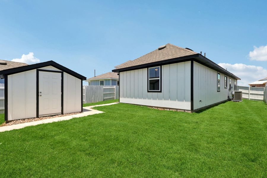 Exterior details and patio area of a home in Harvest Ridge, Elgin (Image 3). Exterior details and patio area of a home in Harvest Ridge, Elgin (Image 3).
