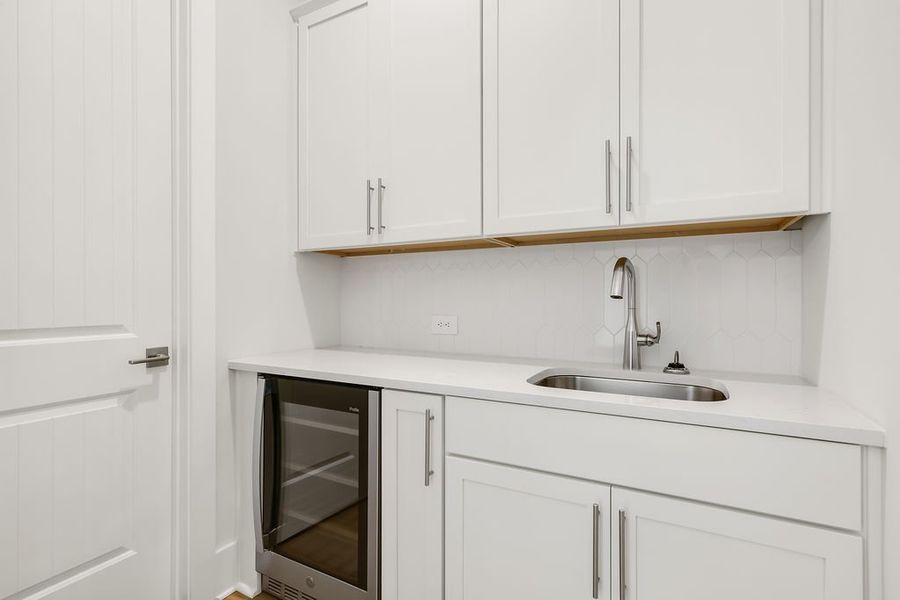 Close-up of interior finishes inside a home in Echo Park, Suwanee (Image 20).