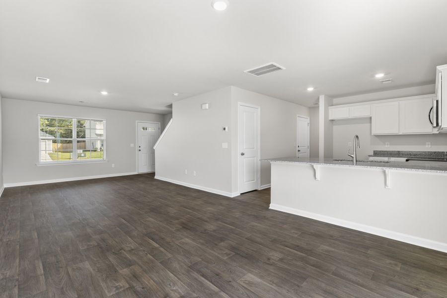 Representative unfurnished interior of a home built from the Poplar A by McGuinn Homes in Rivers Crossing, Aiken (Image 23). Representative unfurnished interior of a home built from the Poplar A by McGuinn Homes in Rivers Crossing, Aiken (Image 23).
