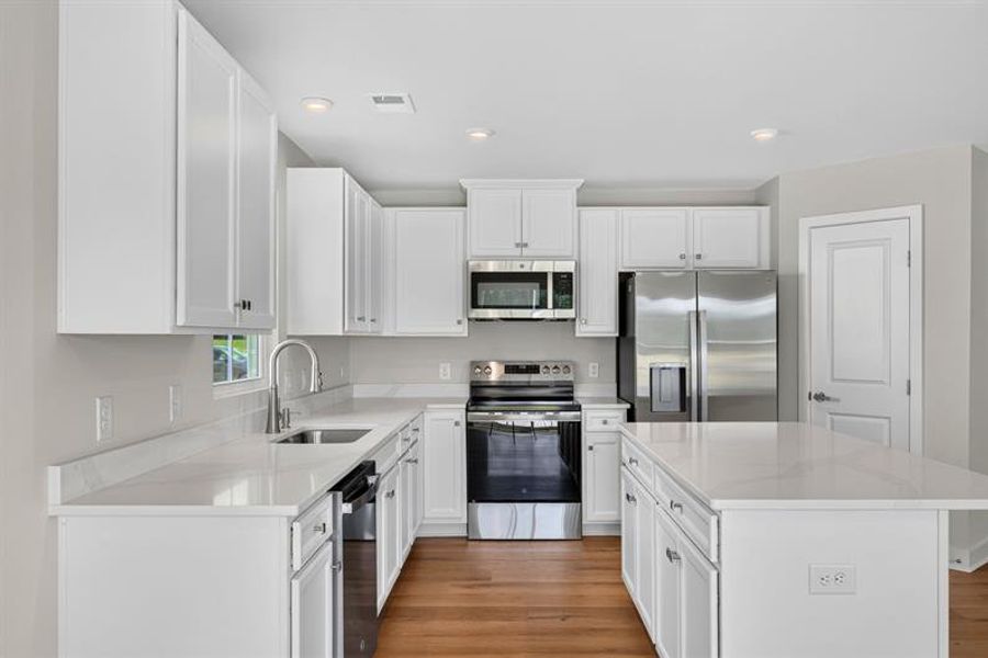 Furnished interior view inside a new home in Beacon Point at New Hampstead, Savannah (Image 7). Furnished interior view inside a new home in Beacon Point at New Hampstead, Savannah (Image 7).