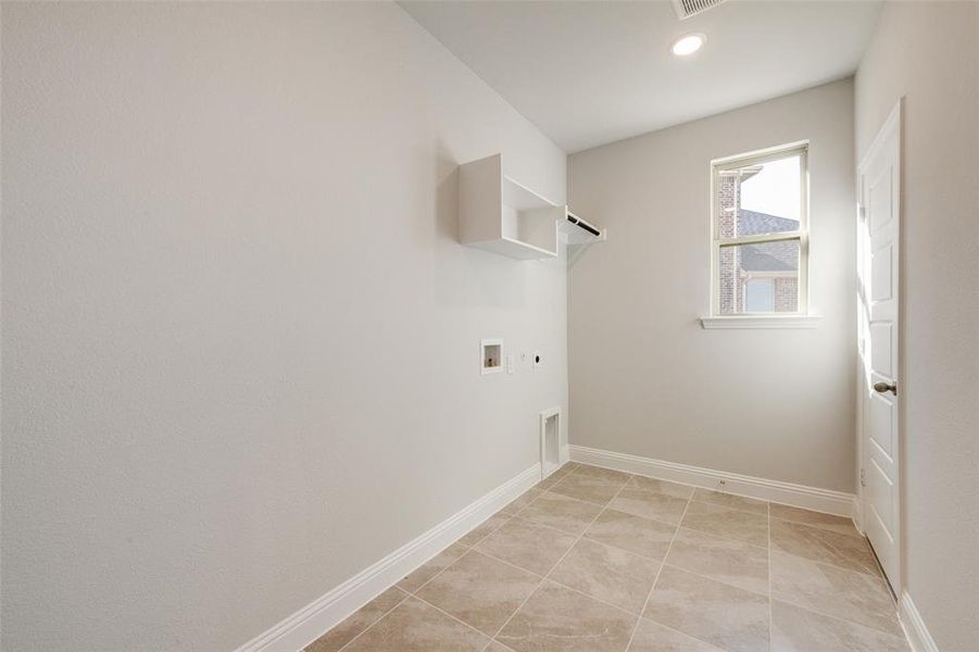 Spacious, unfurnished interior of a new home in Arbors at Legacy Hills, Celina (Image 18). Spacious, unfurnished interior of a new home in Arbors at Legacy Hills, Celina (Image 18).