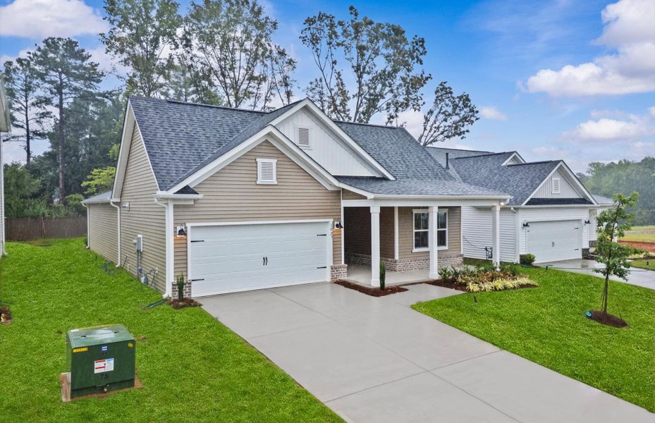 Front exterior of a new home in Briarwood Reserve, Spartanburg, SC, highlighting curb appeal (Image 20).