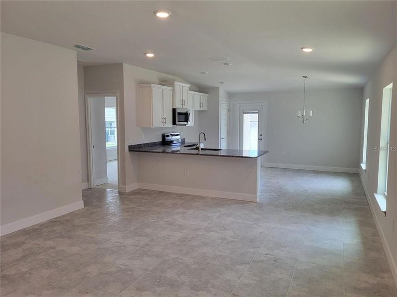 Spacious, unfurnished interior of a new home in Highland Hills, Hudson (Image 11).