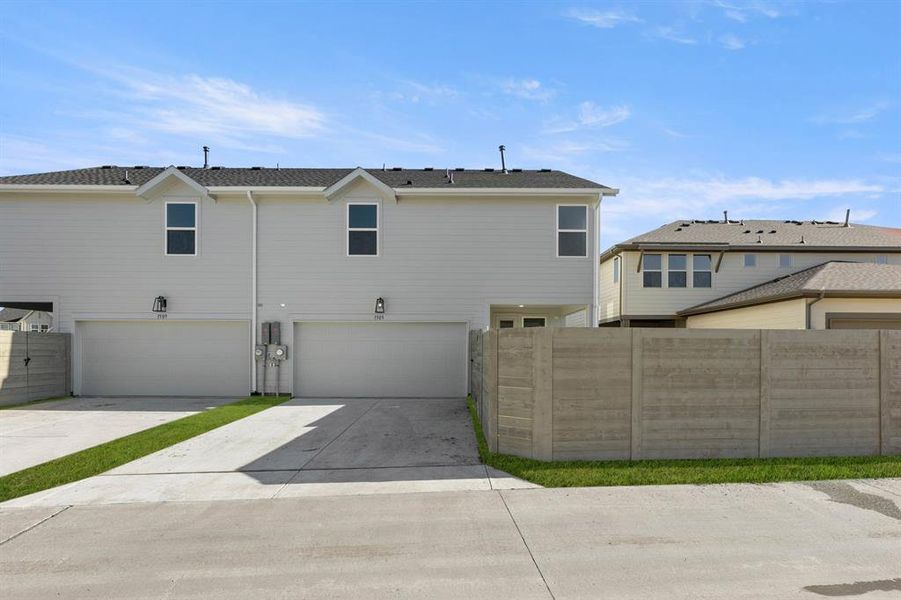 1505 Laurel-Back-1 1505 Laurel-Back-1