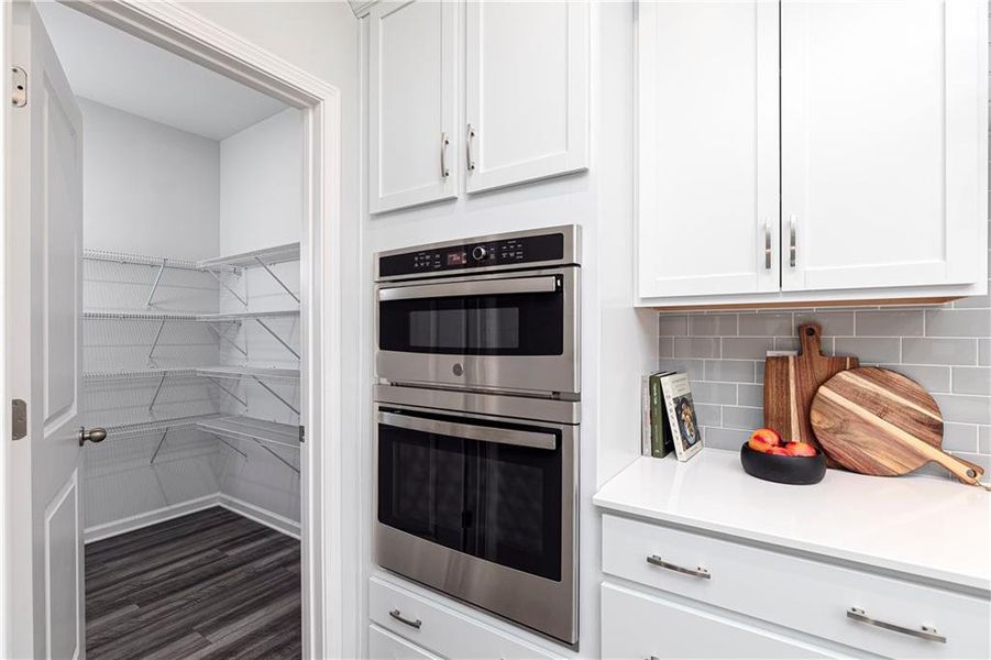 Furnished interior view inside a new home in Rhodes Glen, Lawrenceville (Image 14).