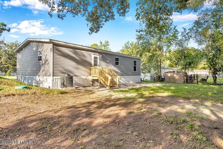 Exterior details and patio area of a home in , Jacksonville (Image 24). Exterior details and patio area of a home in , Jacksonville (Image 24).