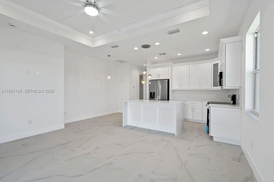 Spacious, unfurnished interior of a new home in , Cape Coral (Image 47). Spacious, unfurnished interior of a new home in , Cape Coral (Image 47).