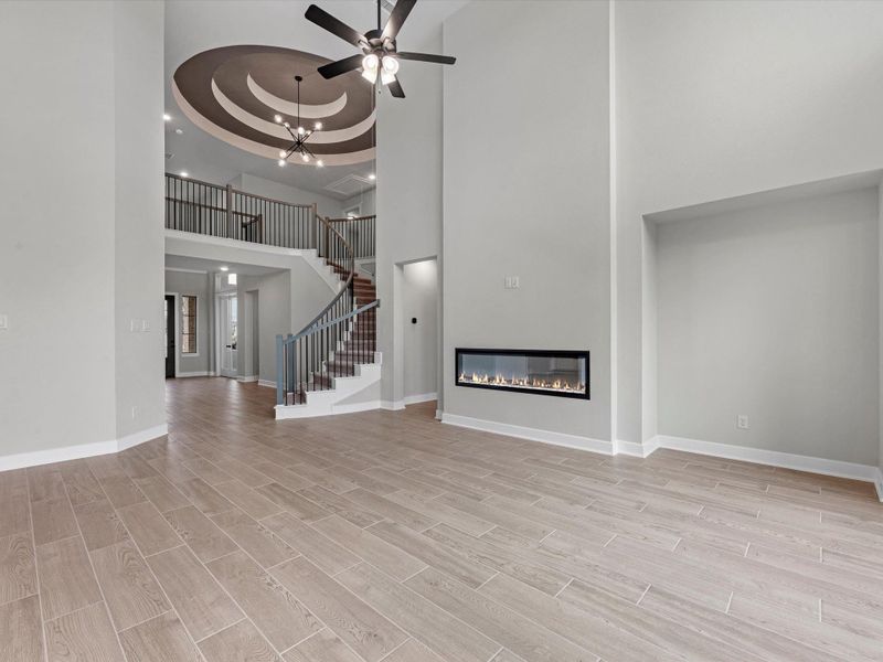 Representative image. Features, specifications, selections and colors may vary. Representative image. Features, specifications, selections and colors may vary.