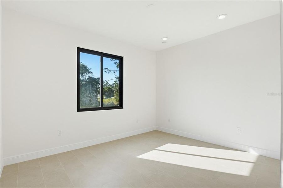Spacious, unfurnished interior of a new home in , North Port (Image 32).
