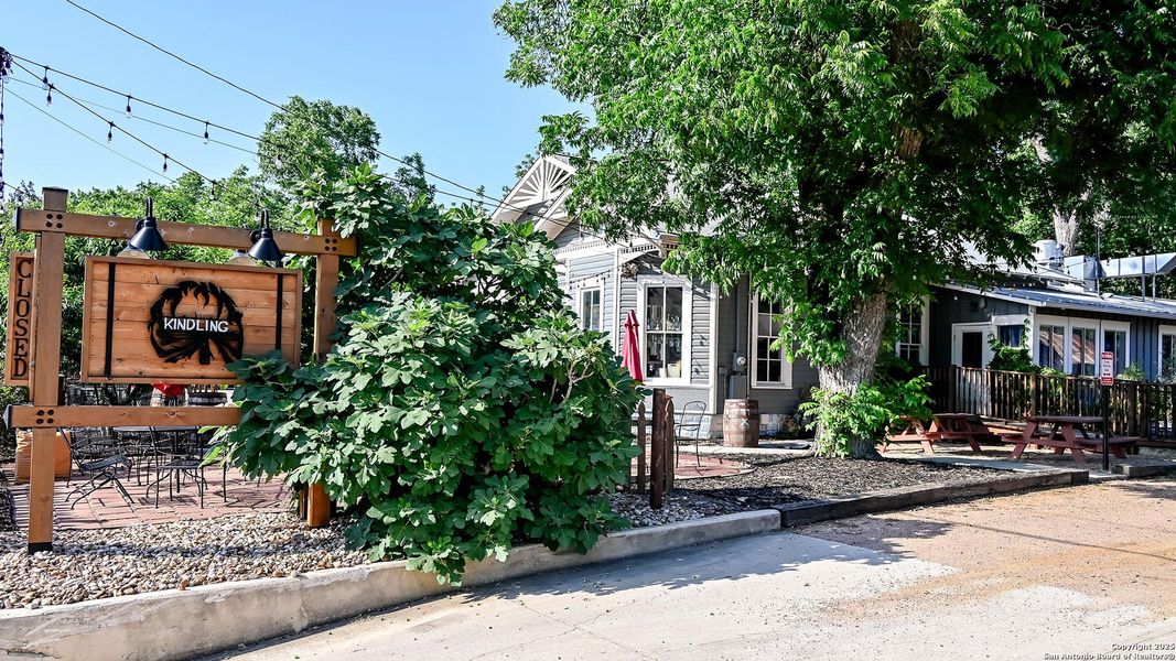 Front exterior of a new home in Legacy At Lake Dunlap 40', New Braunfels, TX, highlighting curb appeal (Image 5). Front exterior of a new home in Legacy At Lake Dunlap 40', New Braunfels, TX, highlighting curb appeal (Image 5).