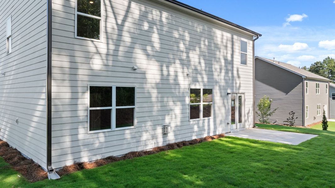 Representative exterior details of a home built from the Elle by D.R. Horton in South Wind, South Fulton (Image 4).
