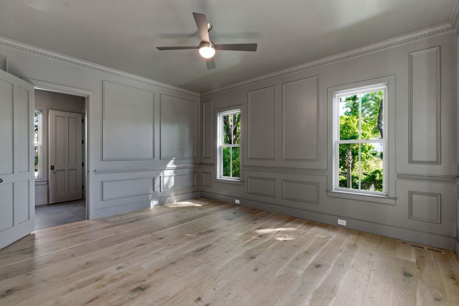 Spacious, unfurnished interior of a new home in , Sullivan's Island (Image 15).