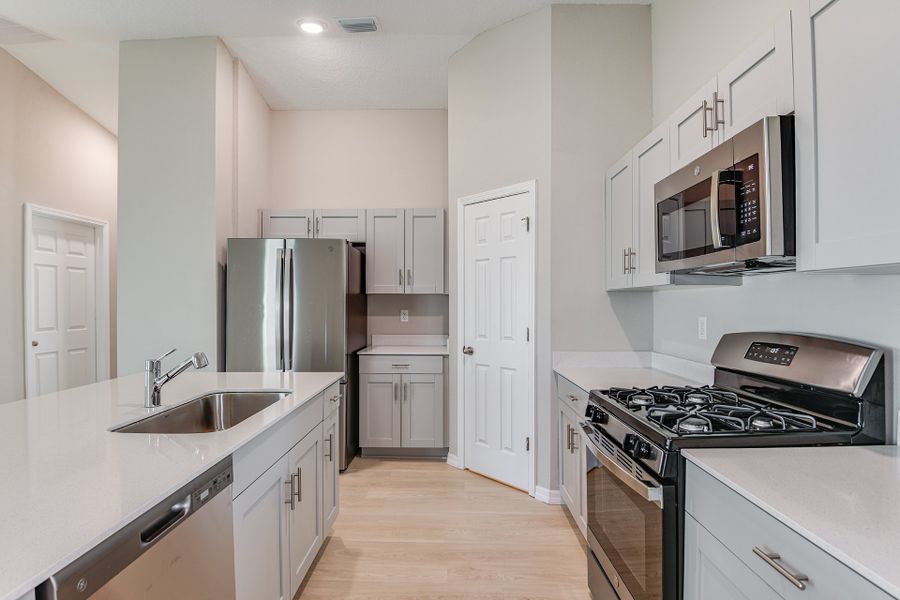 Furnished interior view inside a new home in Crosswinds, Haines City (Image 7).