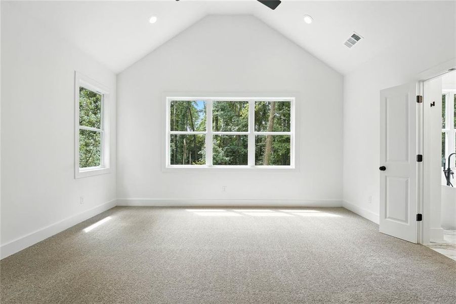 Spacious, unfurnished interior of a new home in , Marietta (Image 20).