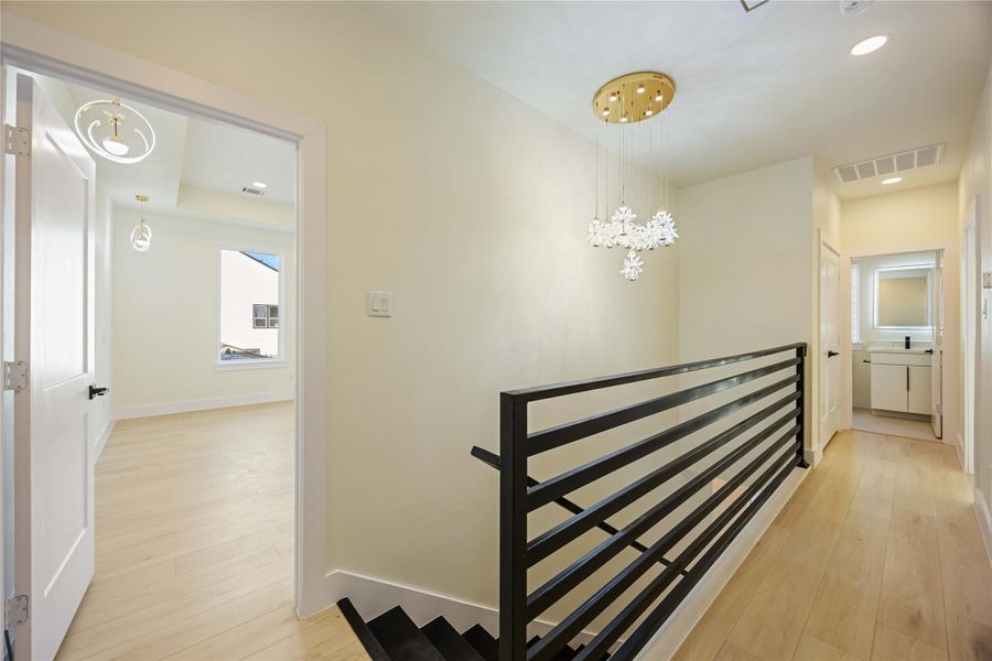 Spacious, unfurnished interior of a new home in , Houston (Image 16).