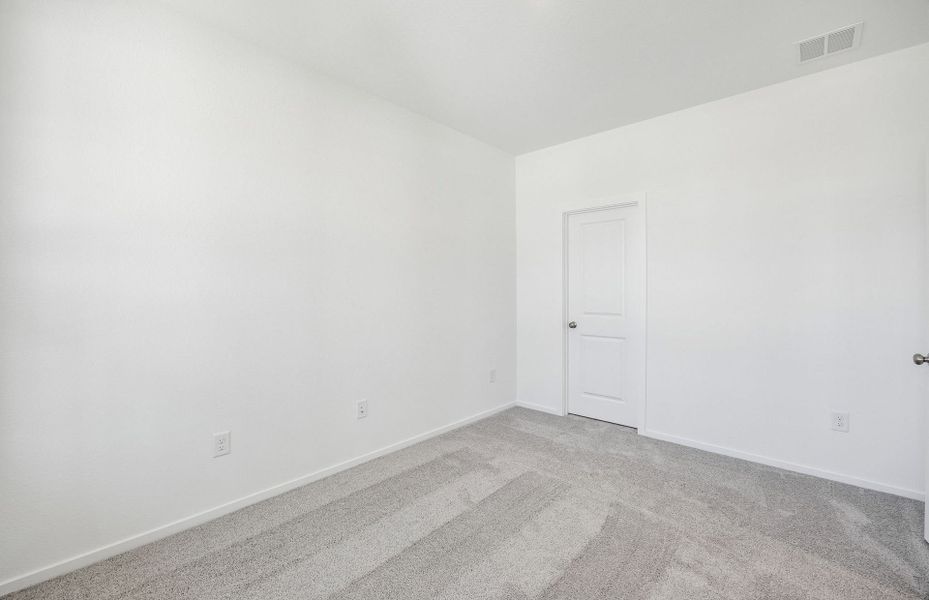 Spacious, unfurnished interior of a new home in Mavera, Conroe (Image 30). Spacious, unfurnished interior of a new home in Mavera, Conroe (Image 30).