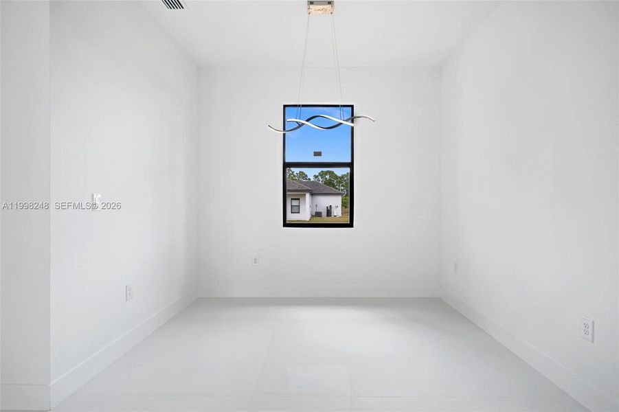 Spacious, unfurnished interior of a new home in , Lehigh Acres (Image 25).