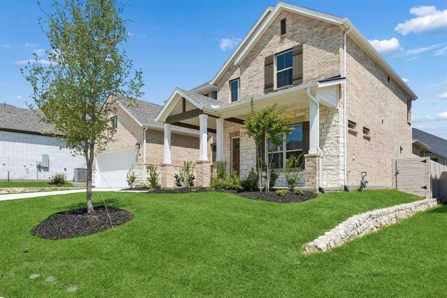 Exterior details and patio area of a home in , McKinney (Image 20).