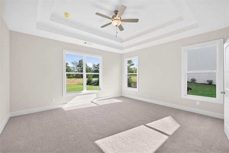 Spacious, unfurnished interior of a new home in , Gainesville (Image 40).