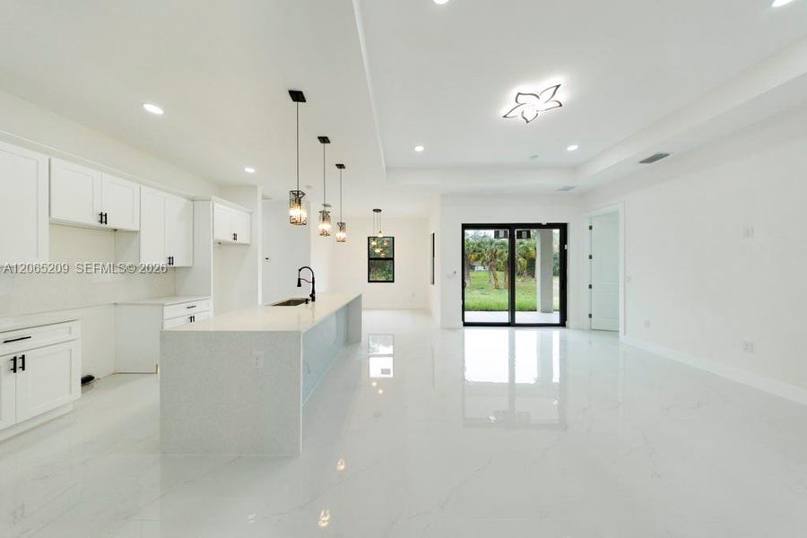 Spacious, unfurnished interior of a new home in , Lehigh Acres (Image 68).