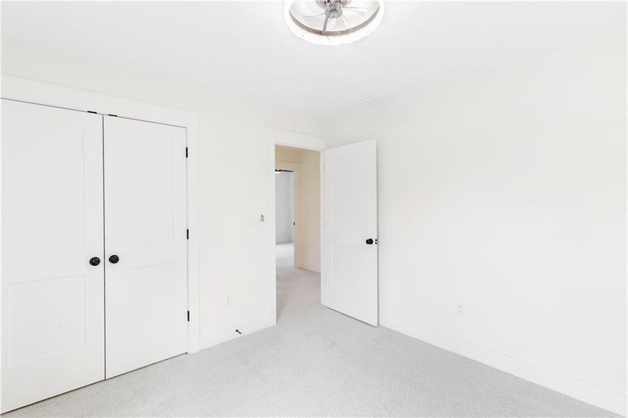 Spacious, unfurnished interior of a new home in , Dallas (Image 42).