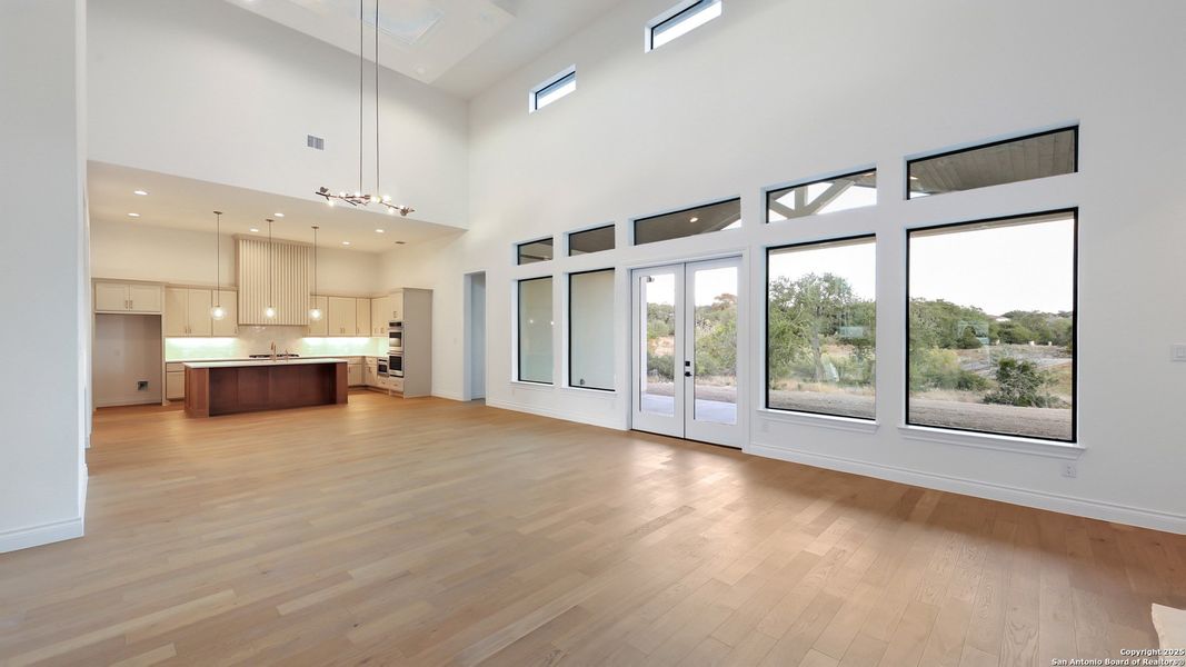 Spacious, unfurnished interior of a new home in , New Braunfels (Image 22).