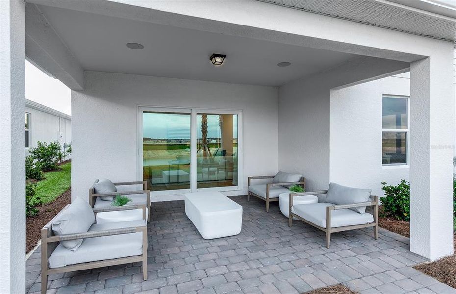 Exterior details and patio area of a home in Hartford Terrace, Davenport (Image 2). Exterior details and patio area of a home in Hartford Terrace, Davenport (Image 2).