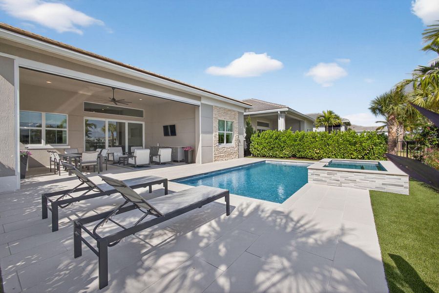 Backyard 85-web-or-mls-5D1A6011