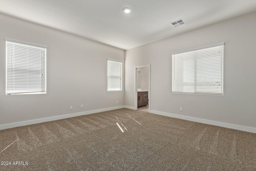 Bonus Room w/Private Bath to Patio