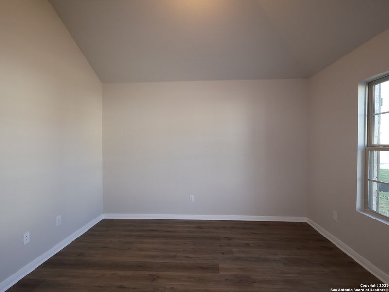 Spacious, unfurnished interior of a new home in Paloma Park, Converse (Image 18). Spacious, unfurnished interior of a new home in Paloma Park, Converse (Image 18).