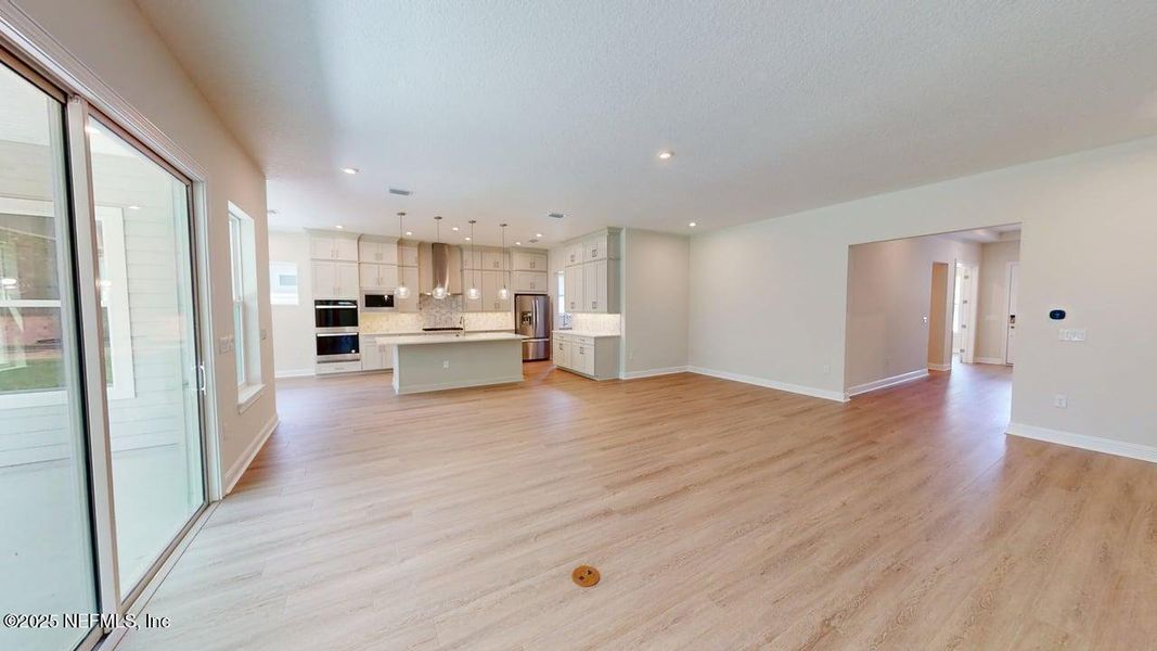 Spacious, unfurnished interior of a new home in RiverTown - Vista, St. Johns (Image 13).