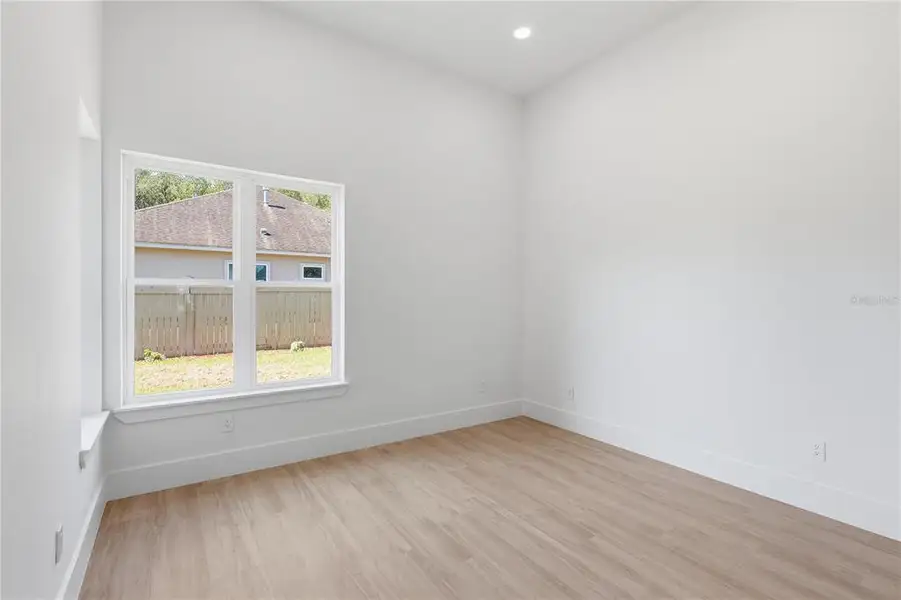 Spacious, unfurnished interior of a new home in , Gainesville (Image 37). Spacious, unfurnished interior of a new home in , Gainesville (Image 37).