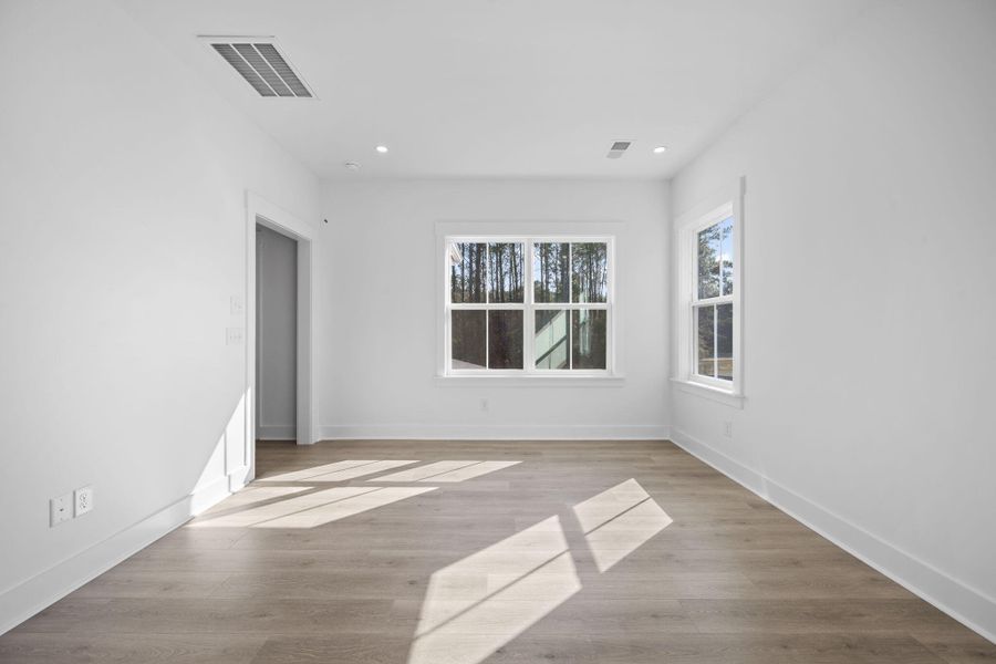 Spacious, unfurnished interior of a new home in , Johns Island (Image 52).