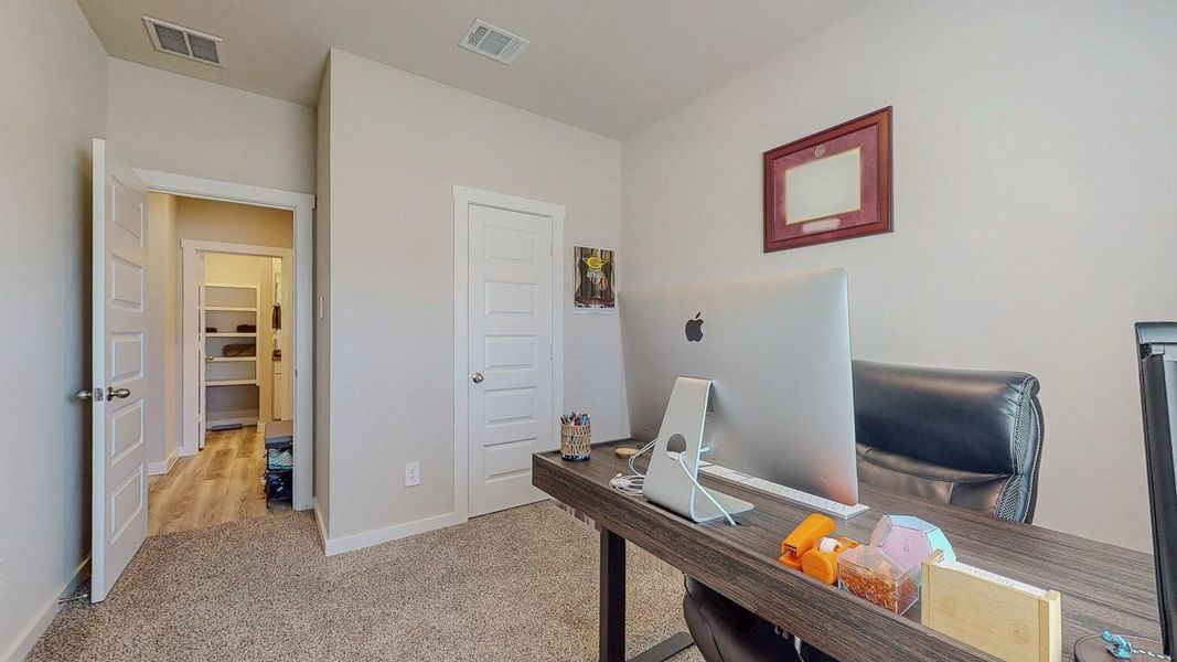 Furnished interior view inside a new home in , Beaumont (Image 17).