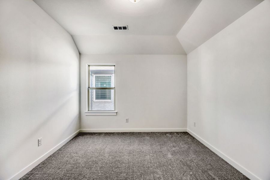 609 Damsel June - Bedroom 609 Damsel June - Bedroom