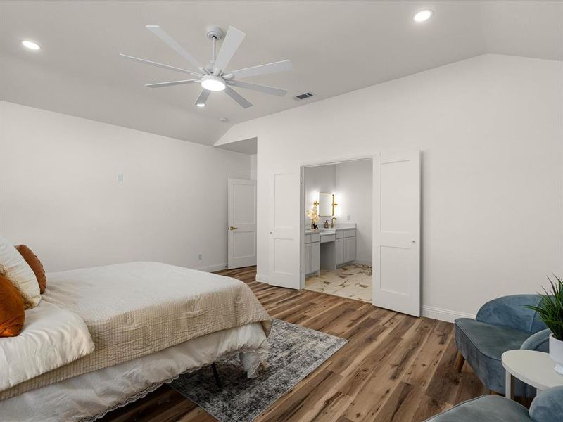 Furnished interior view inside a new home in , Fort Worth (Image 7).