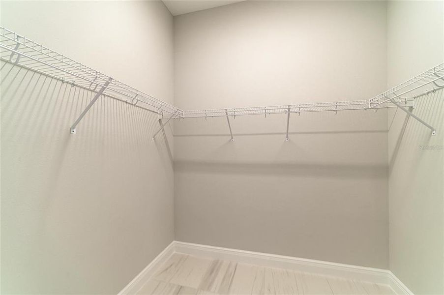 Spacious, unfurnished interior of a new home in Mirada, San Antonio (Image 36).