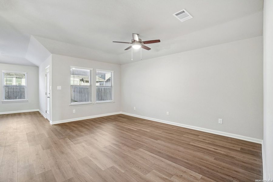 Spacious, unfurnished interior of a new home in Kallison Ranch, San Antonio (Image 34). Spacious, unfurnished interior of a new home in Kallison Ranch, San Antonio (Image 34).