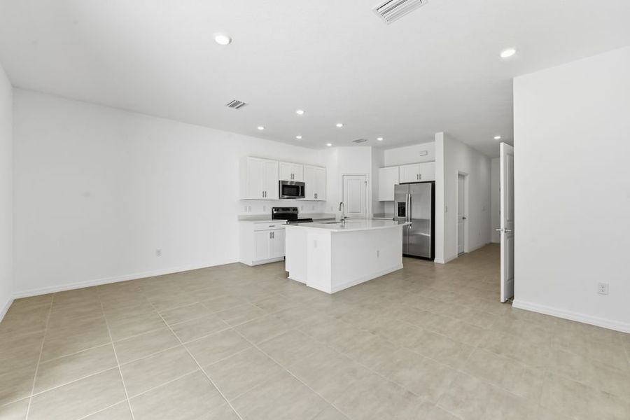 Image 14 of a home in Vinterra Townhomes.