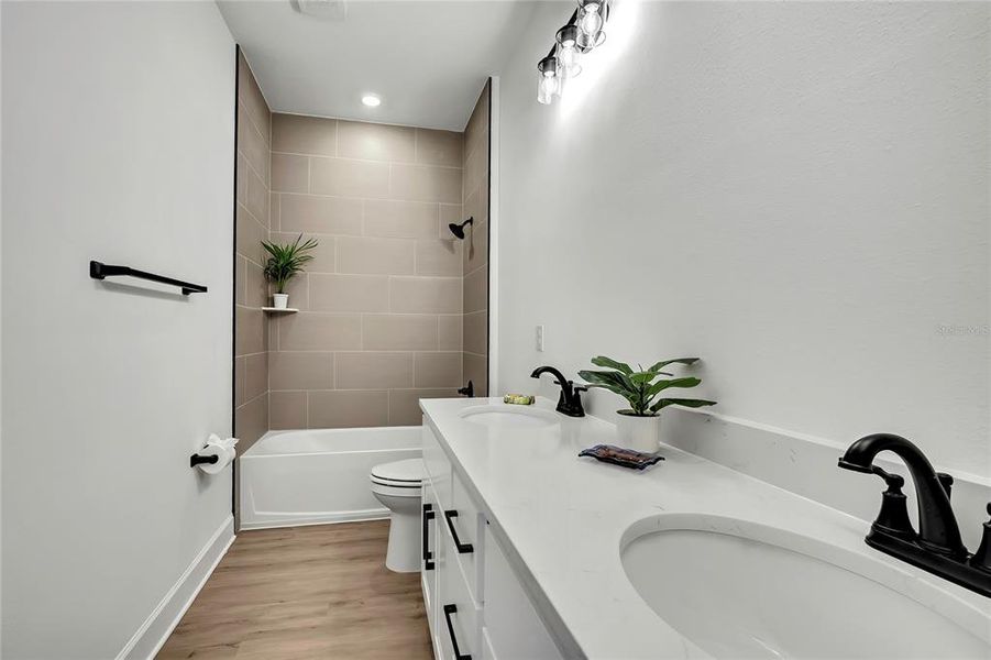Furnished interior view inside a new home in , Spring Hill (Image 14).