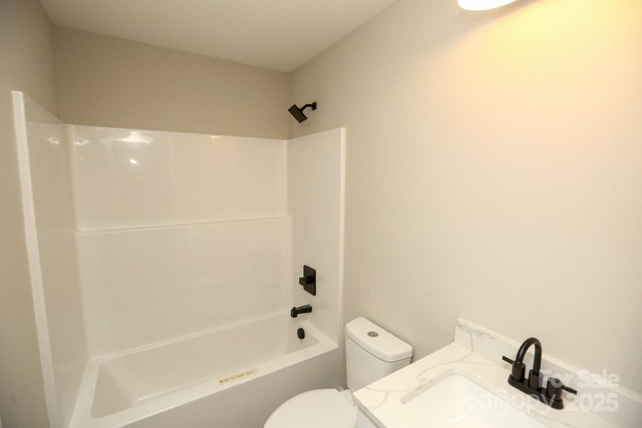 Image 13 of a home in .