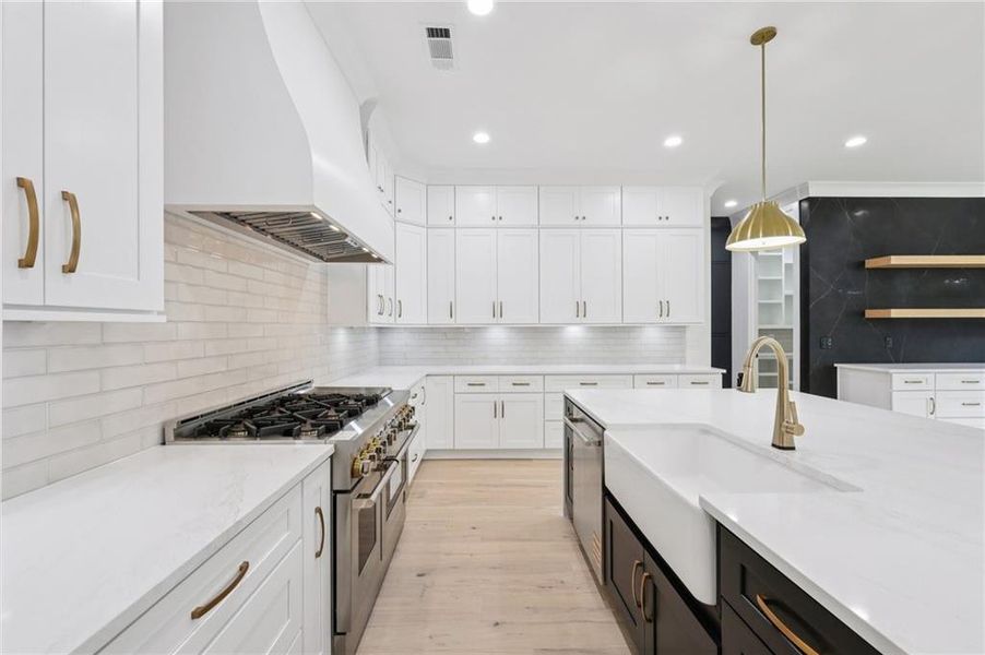 Furnished interior view inside a new home in , Buford (Image 5).