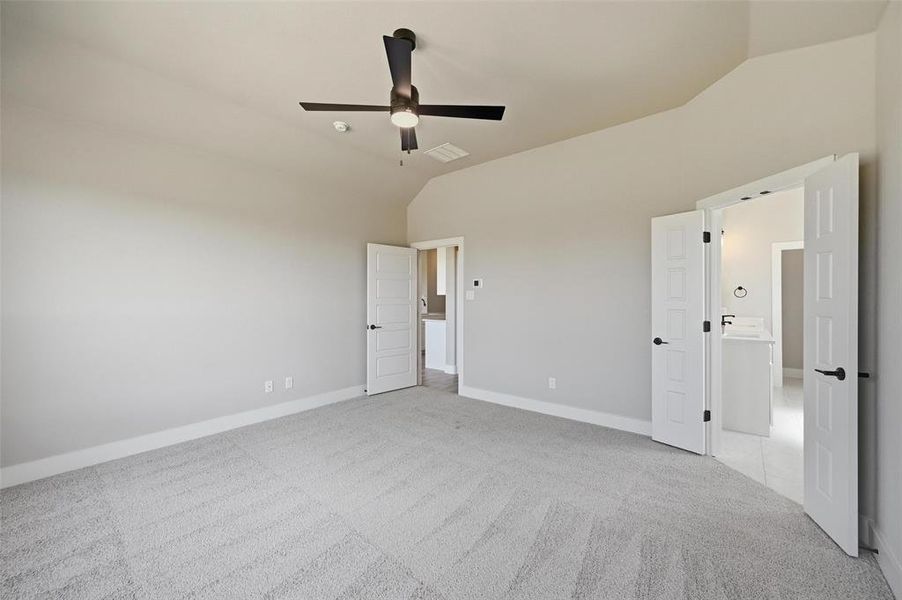 Spacious, unfurnished interior of a new home in Whispering Winds, Reno (Image 37).