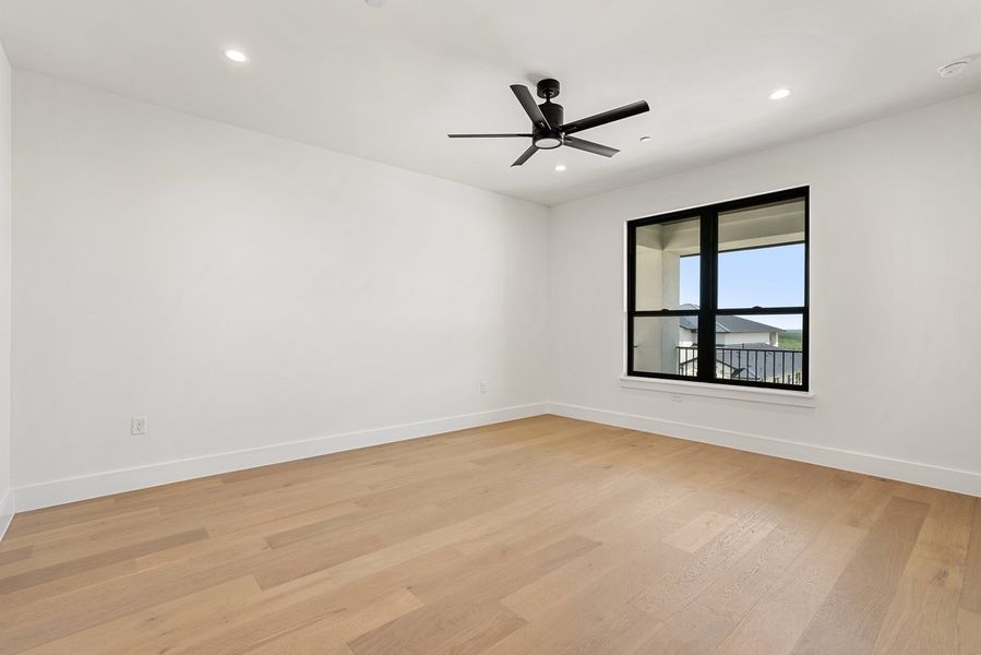 Spacious, unfurnished interior of a new home in Milky Way at River Place, Austin (Image 20).