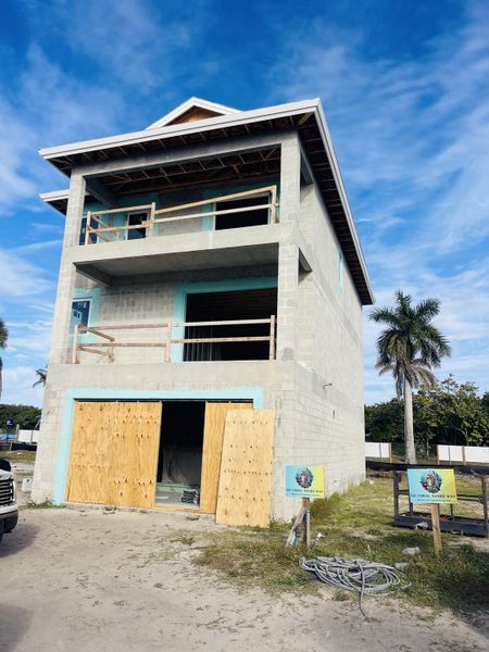 CORAL SANDS Rear (1)