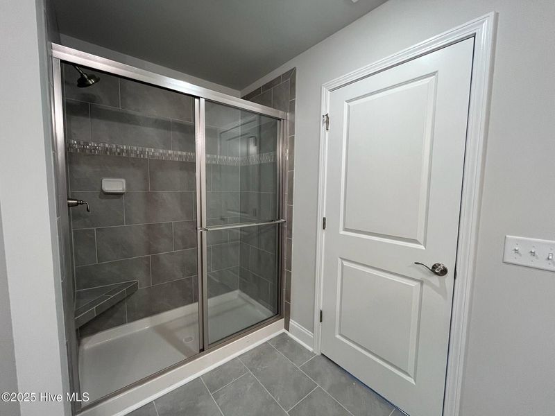 Furnished interior view inside a new home in Palmetto Creek, Bolivia (Image 10).