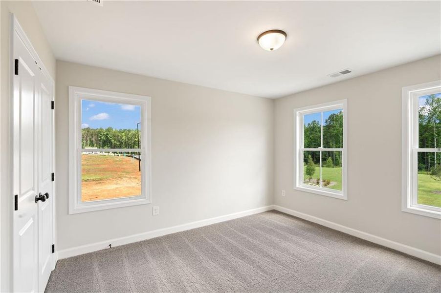 Spacious, unfurnished interior of a new home in Wildwood Place, Powder Springs (Image 15).