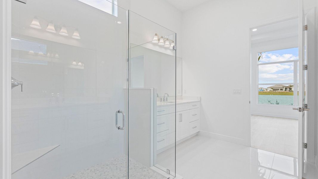Owner's Bath