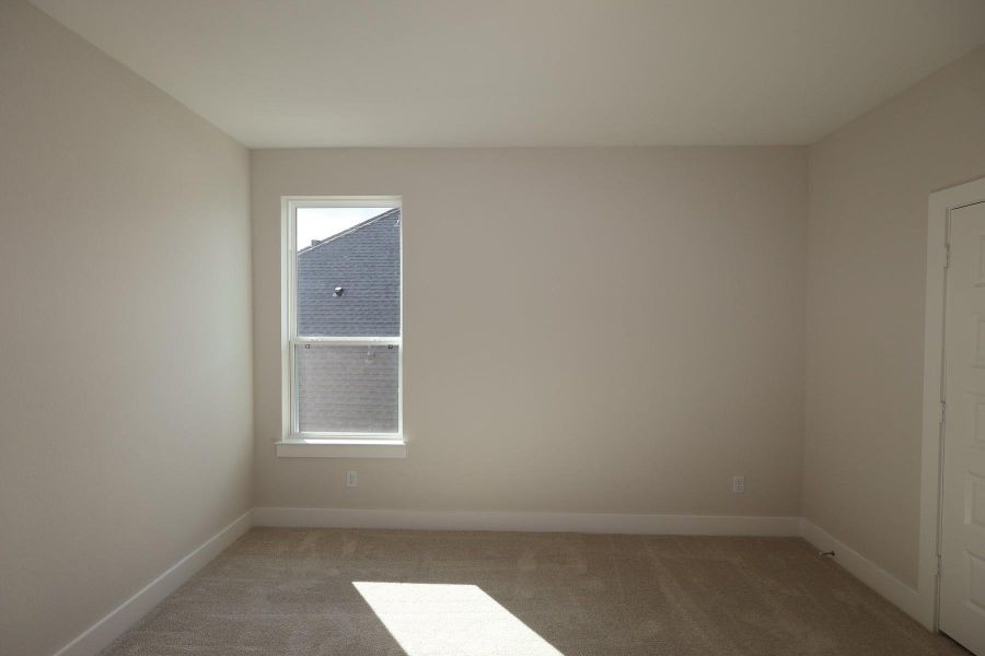 Spacious, unfurnished interior of a new home in Dunham Pointe, Cypress (Image 43).