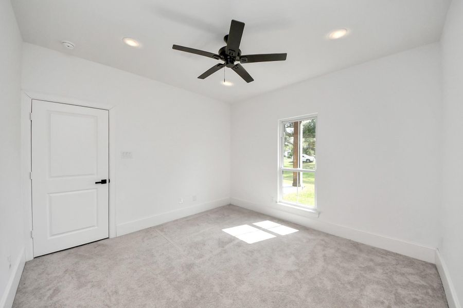 Spacious, unfurnished interior of a new home in , Alvin (Image 20). Spacious, unfurnished interior of a new home in , Alvin (Image 20).